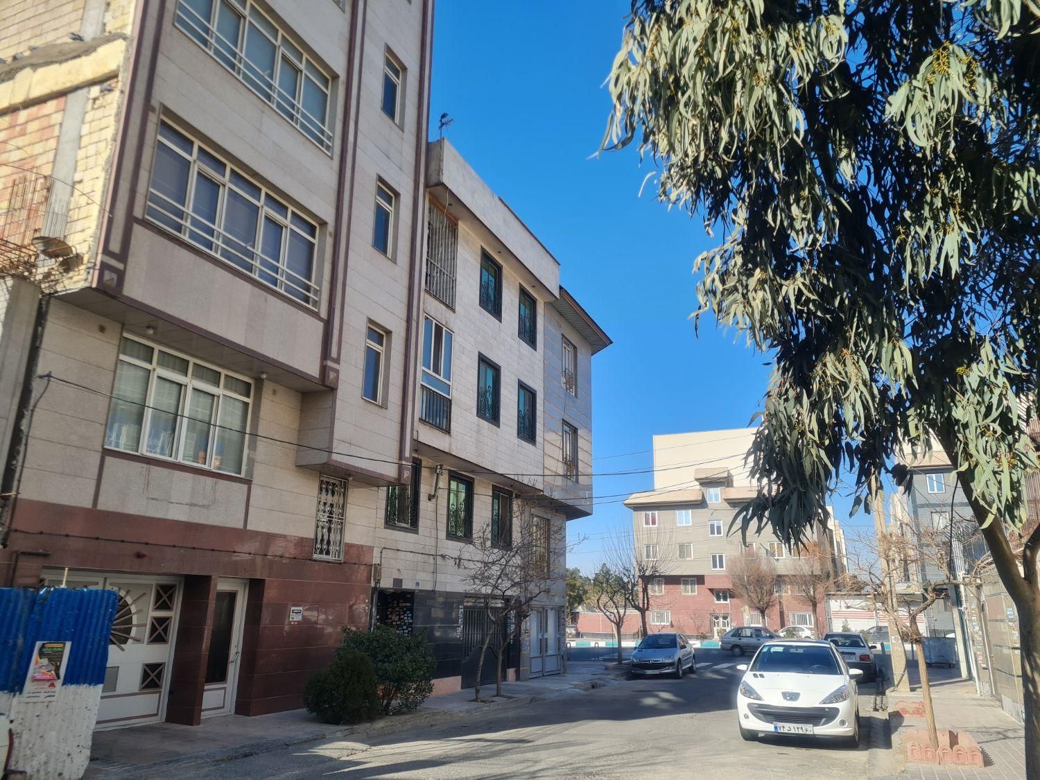 آپارتمان تکواحدی طبقه چهارم  ۱۲۲ متر فروش|فروش آپارتمان|تهران, شهرک دریا|دیوار