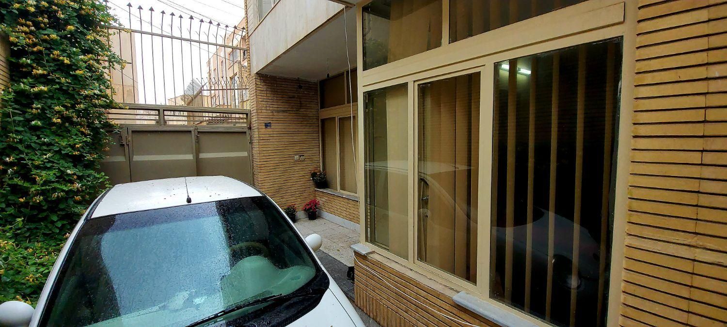 سوییت مبله روزانه ماهیانه محدوده چهارباغ بالا|اجارهٔ کوتاه‌مدت آپارتمان و سوئیت|اصفهان, جلفا|دیوار