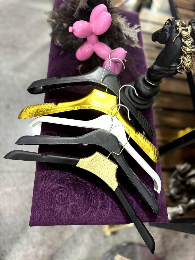 رخت چوبکار رگال اویز کد۷۶|بندرخت و رخت‌آویز|تهران, نعمت‌آباد|دیوار