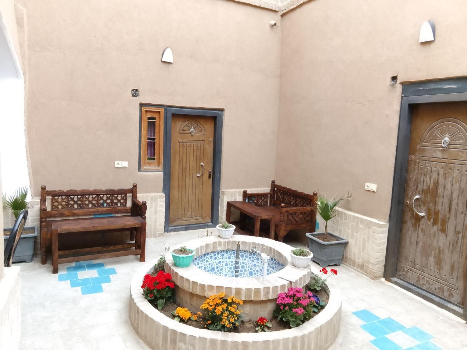 اقامتگاه سنتی با 4 اتاق مستقل|اجارهٔ کوتاه‌مدت آپارتمان و سوئیت|یزد, |دیوار