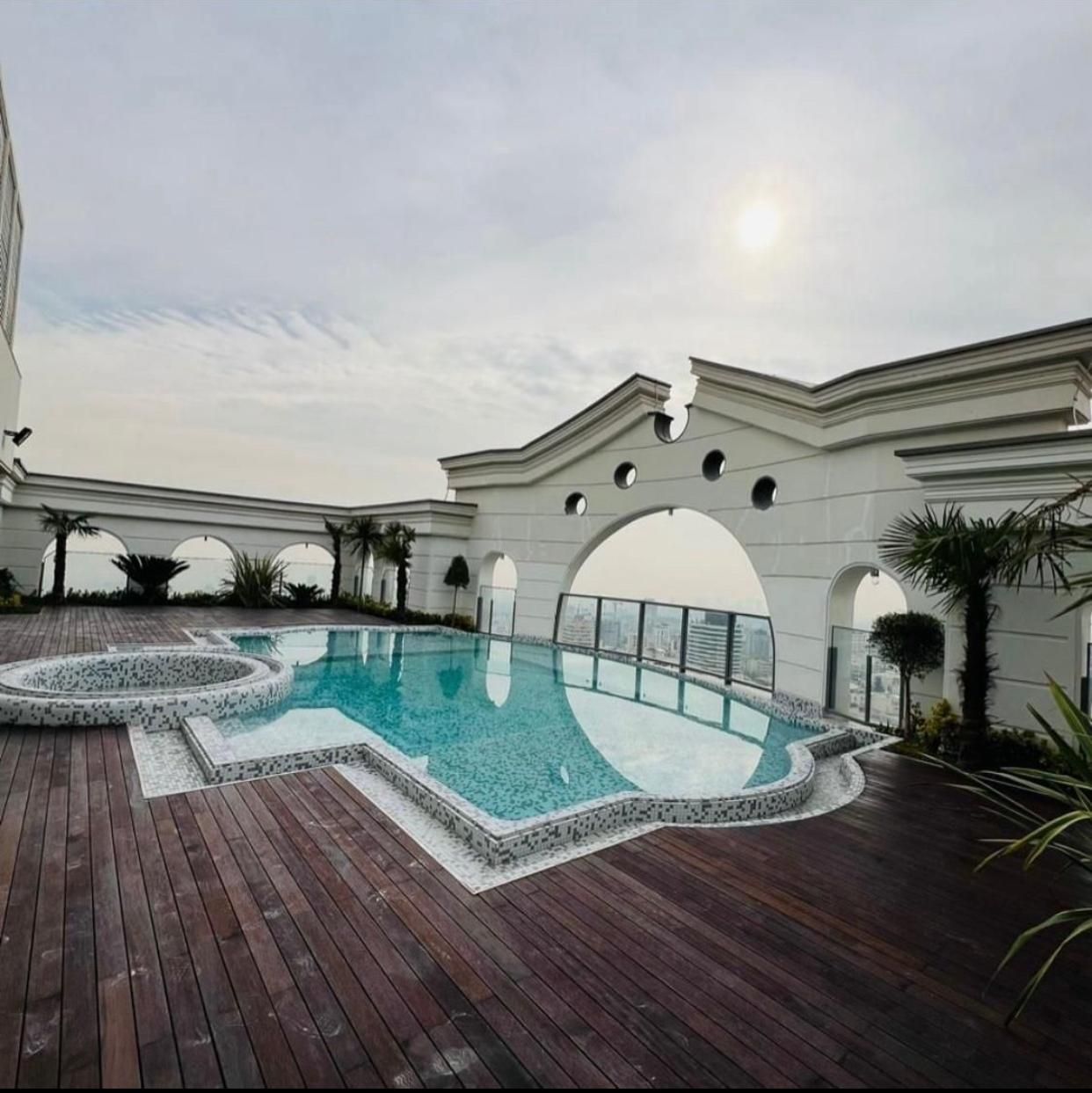 آپارتمان ۳۴۰متری-پنت هاوس-نوساز