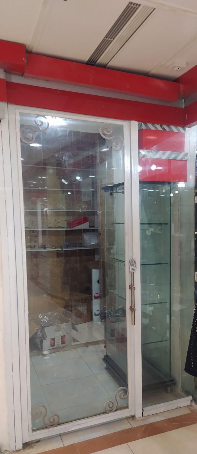 فروش مغازه ۶ متری.طبقه زیرزمین.روژینا|فروش مغازه و غرفه|ایوان, |دیوار