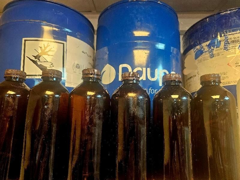 فروش عطر کلی و جزعی کیفیت بالا|آرایشی، بهداشتی، درمانی|تهران, قیام|دیوار