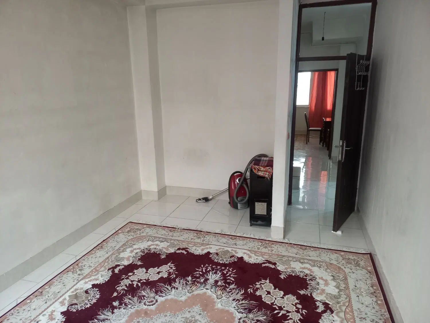 سویت سوییت سوئیت پارکینگ ۳ خودرو تمیز ۱۵۰متر|اجارهٔ کوتاه‌مدت آپارتمان و سوئیت|کرمانشاه, |دیوار