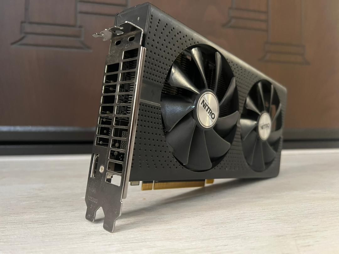 فروش ویژه کارت RX 570 8GB sapphire|قطعات و لوازم جانبی رایانه|تهران, میدان ولیعصر|دیوار