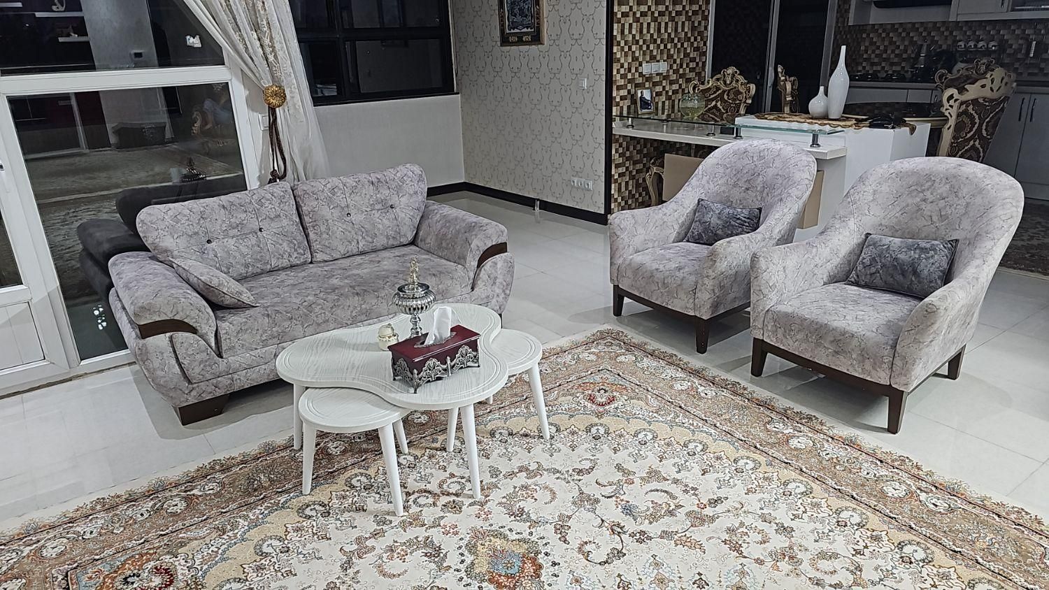 مبلمان ۶ نفره|مبلمان خانگی و میز عسلی|شاهین‌شهر, عطار|دیوار