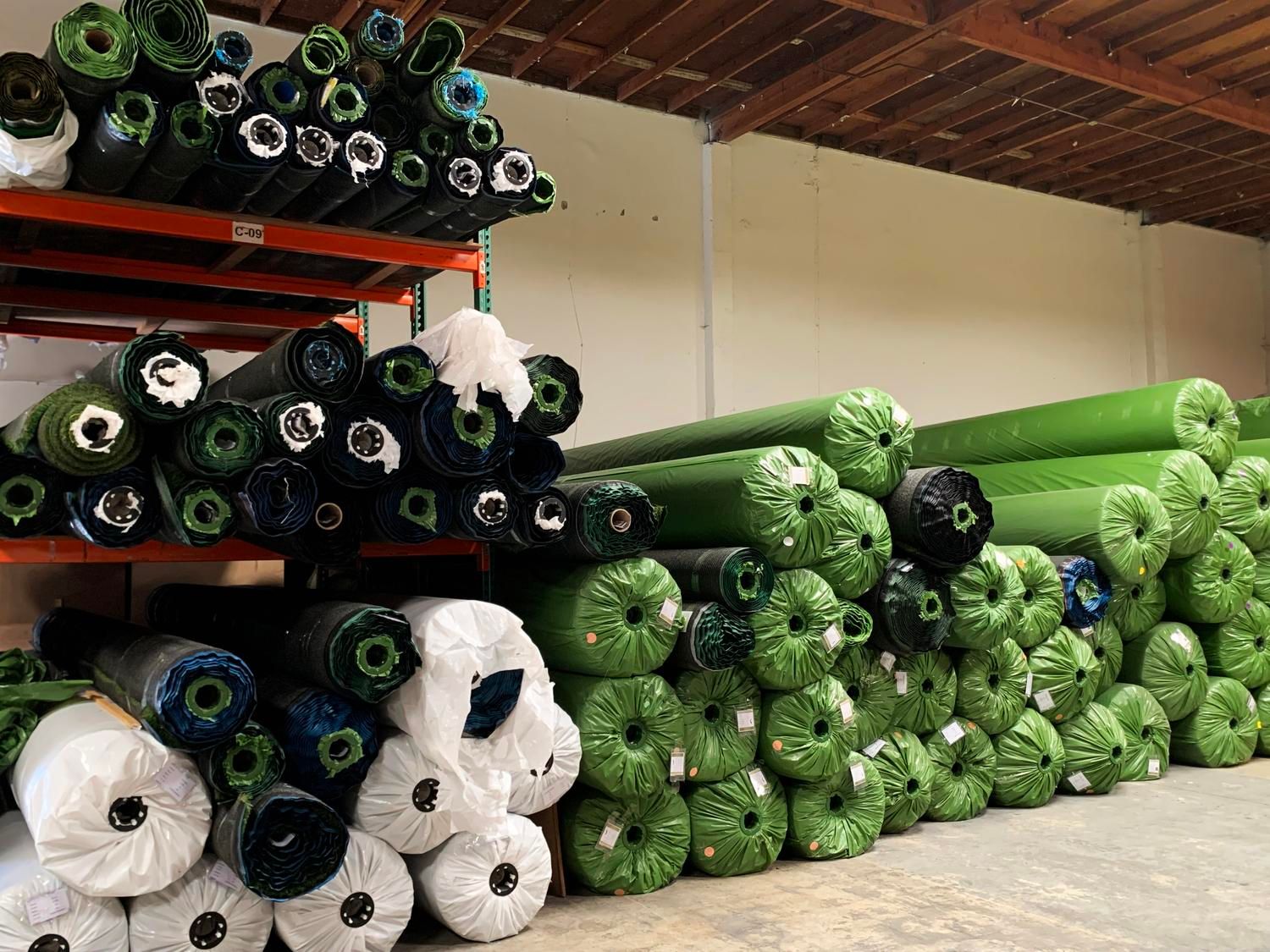 پخش عمده چمن مصنوعی در سراسر کشور|خدمات باغبانی و درختکاری|اصفهان, کشاورزی|دیوار