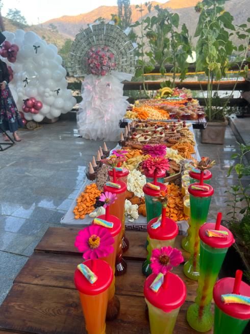 میزبان دورهمی-تولد شما با بهترین خدمات|خدمات پذیرایی، مراسم|همدان, |دیوار