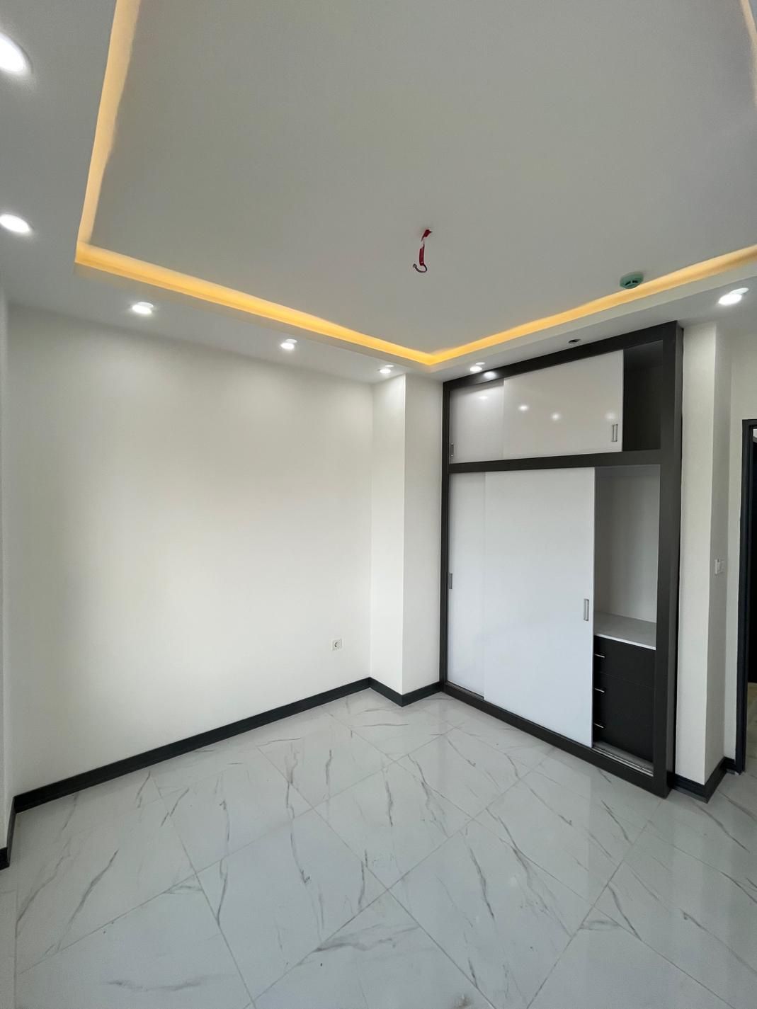 90متری،نمامدرن/خیابان اطبا،نزدیک دریا/کلید اول|فروش آپارتمان|بندر انزلی, کوی آزادگان|دیوار