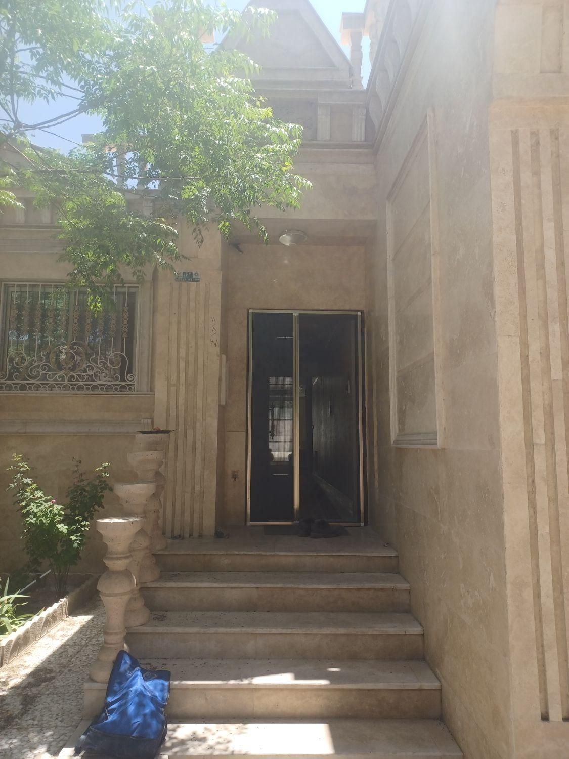 توری ریلی ثابت پلیسه ای اختصاصی و ...|خدمات پیشه و مهارت|فولادشهر, فولادشهر|دیوار