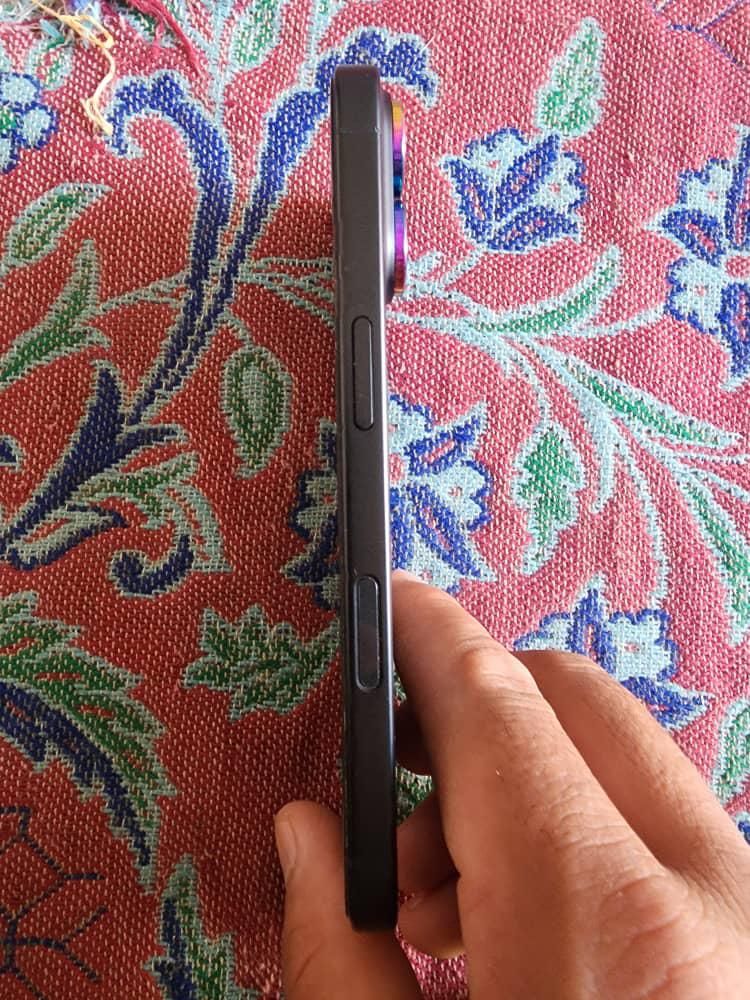 اپل iPhone 16 با حافظهٔ ۱۲۸ گیگابایت|موبایل|مشهد, شهرک شهید باهنر|دیوار