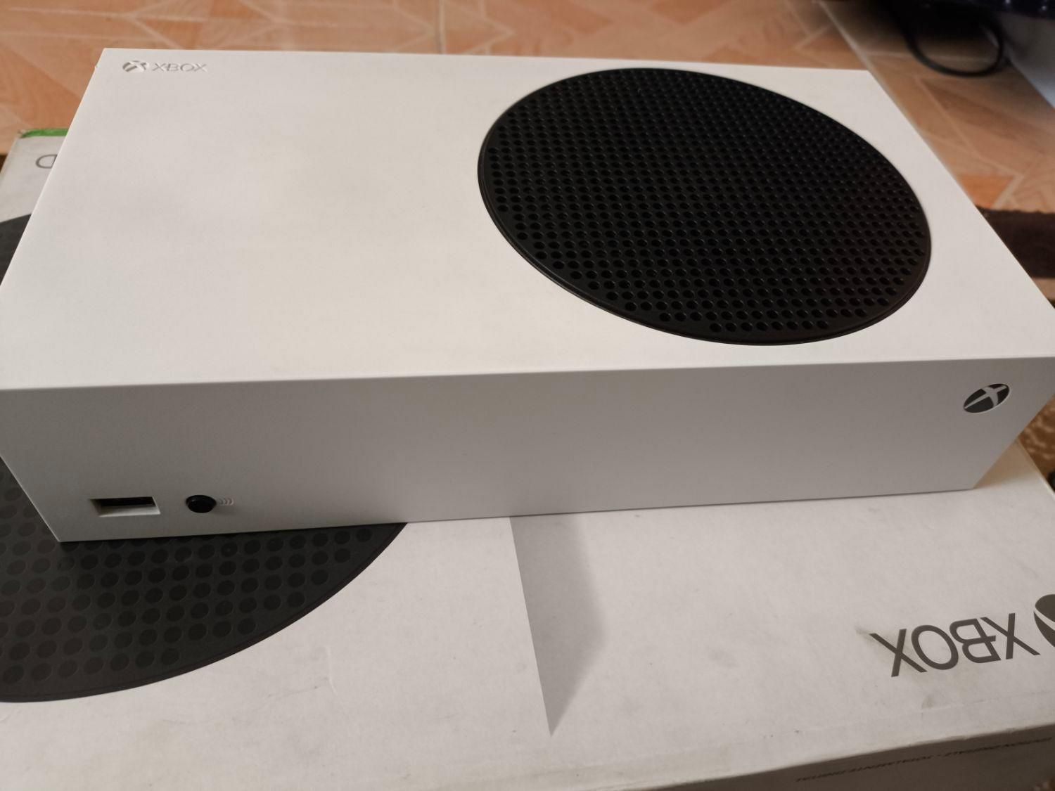 xbox series s ایکس باکس سری اس|کنسول، بازی ویدئویی و آنلاین|رشت, تازه آباد|دیوار