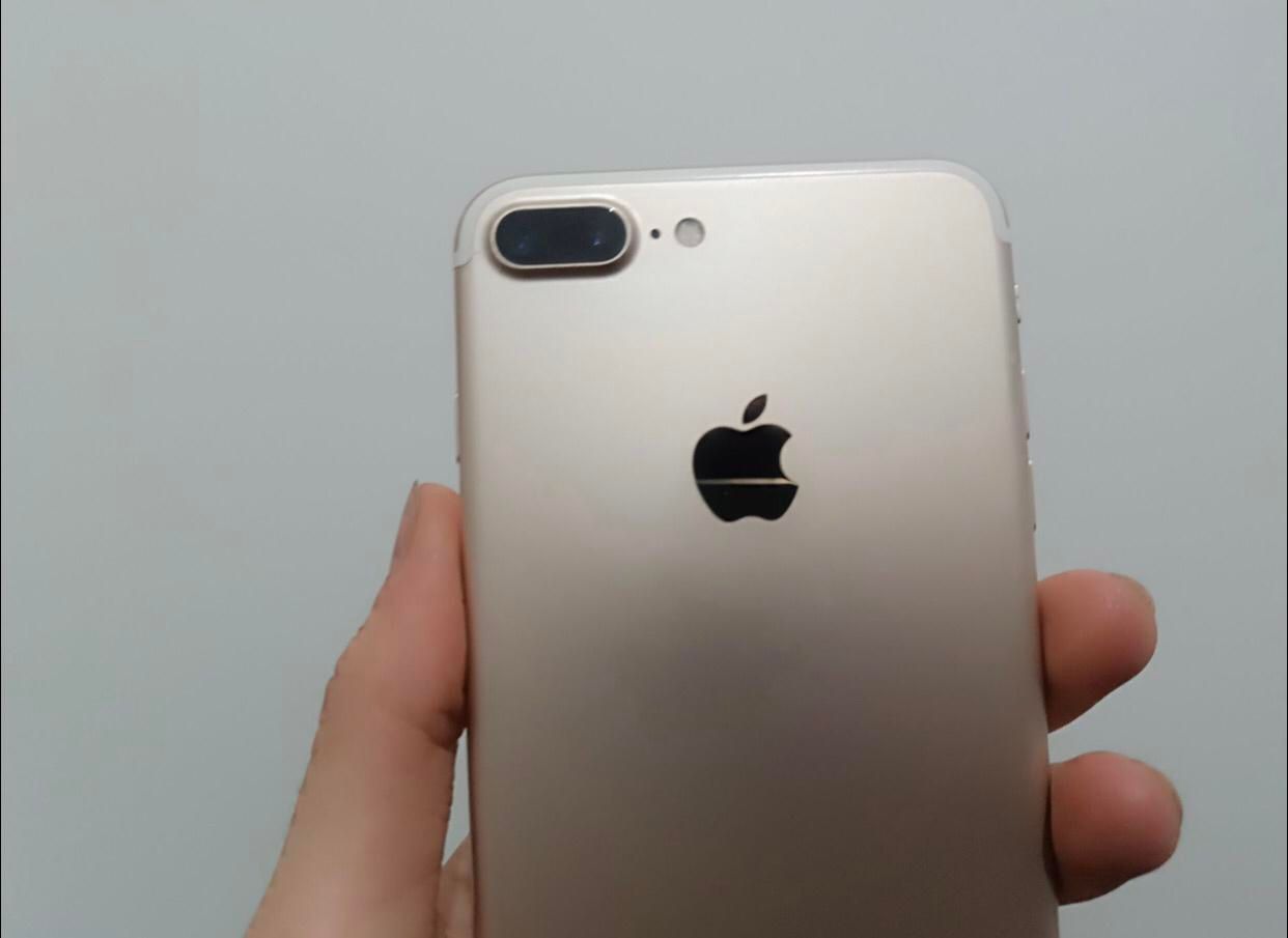 اپل iPhone 7 Plus با حافظهٔ ۱۲۸ گیگابایت|موبایل|شاهین‌شهر, خانه کارگر|دیوار