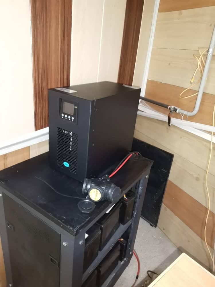 یو پی اس UPS 6KVAآنلاین آکبند با باتری۱۸آمپر در حد|مودم و تجهیزات شبکه|تهران, تهرانسر شرقی|دیوار