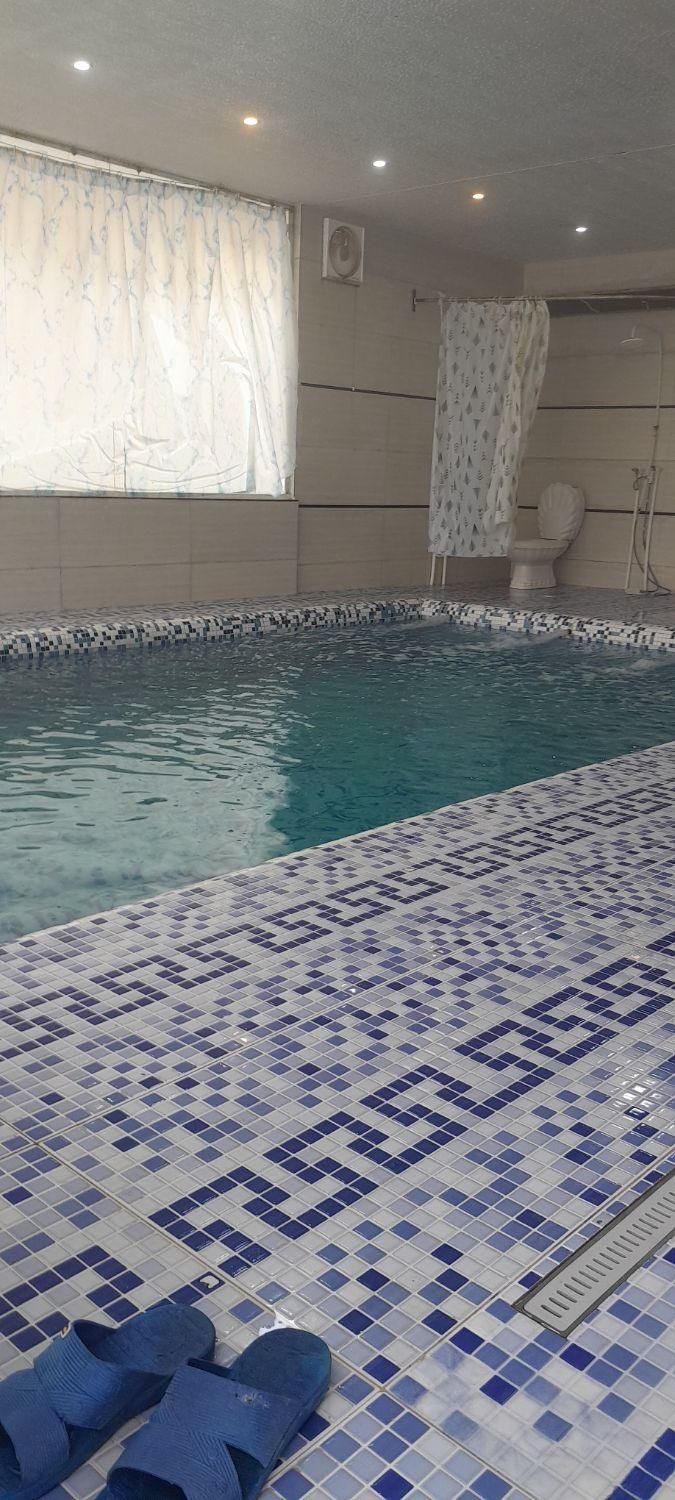 باغ ویلا استخر سرپوشیده آب گرم تمیز|اجارهٔ کوتاهمدت ویلا و باغ|اصفهان, شفق|دیوار