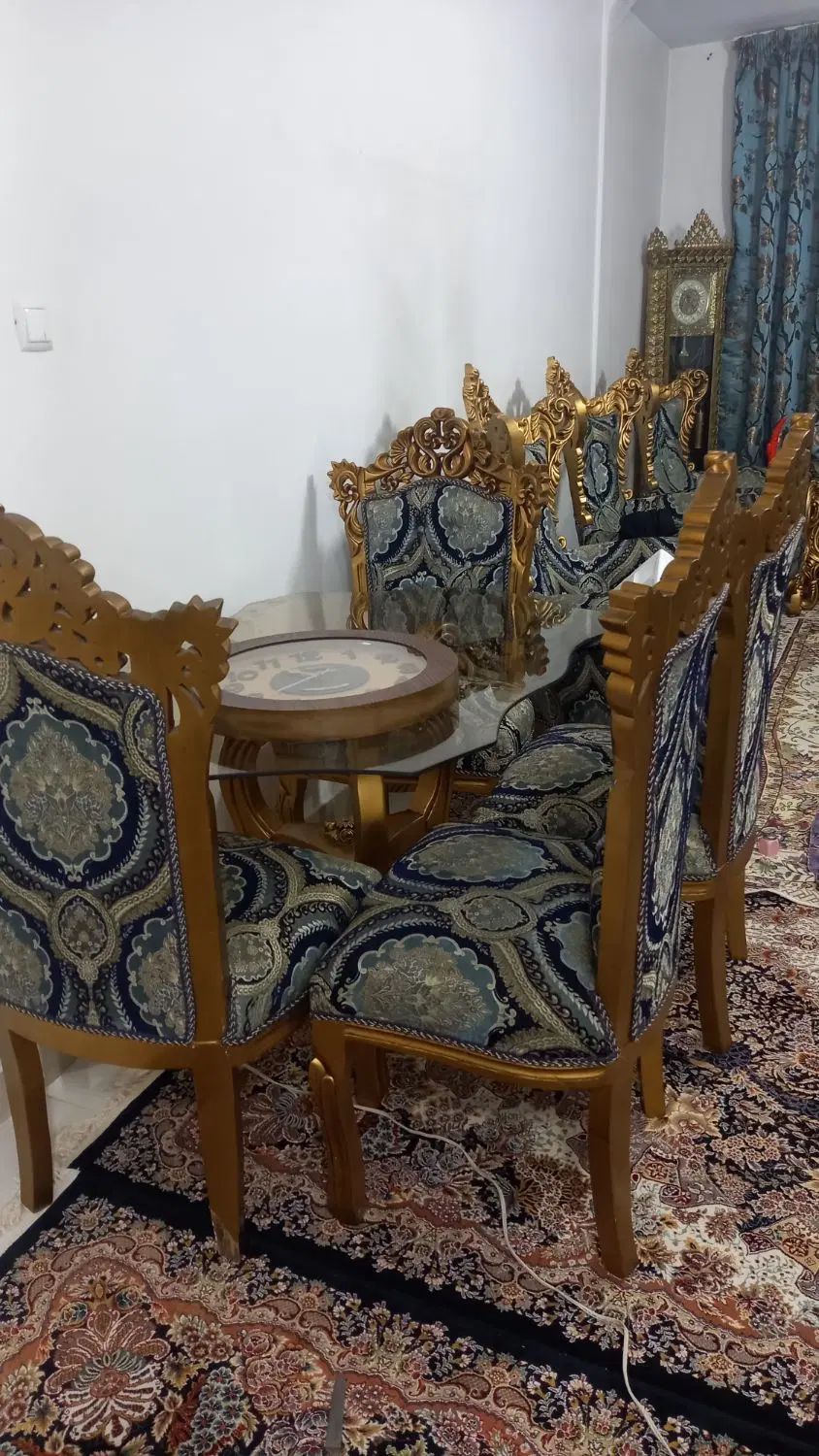 میز ناهار خوری سلطنتی اصلن استفاده نشده|میز و صندلی غذاخوری|کرج, گوهردشت|دیوار