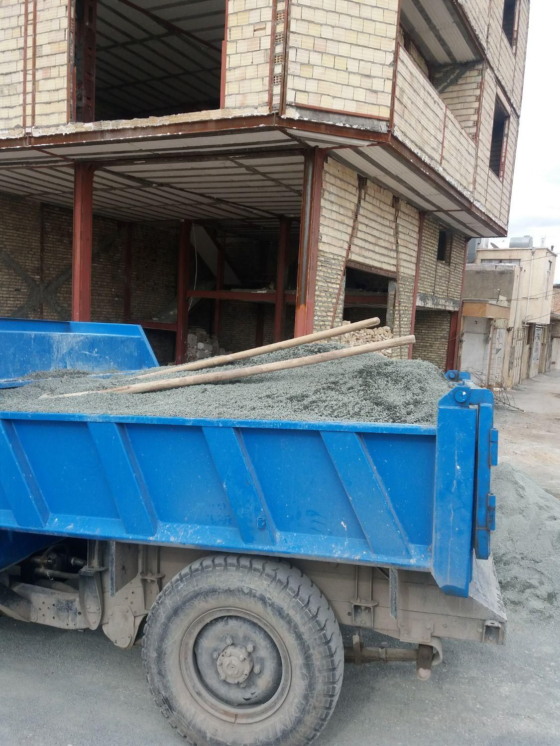 حمل نخاله بانیسان کمپرسی|خدمات حمل و نقل|کرمانشاه, |دیوار