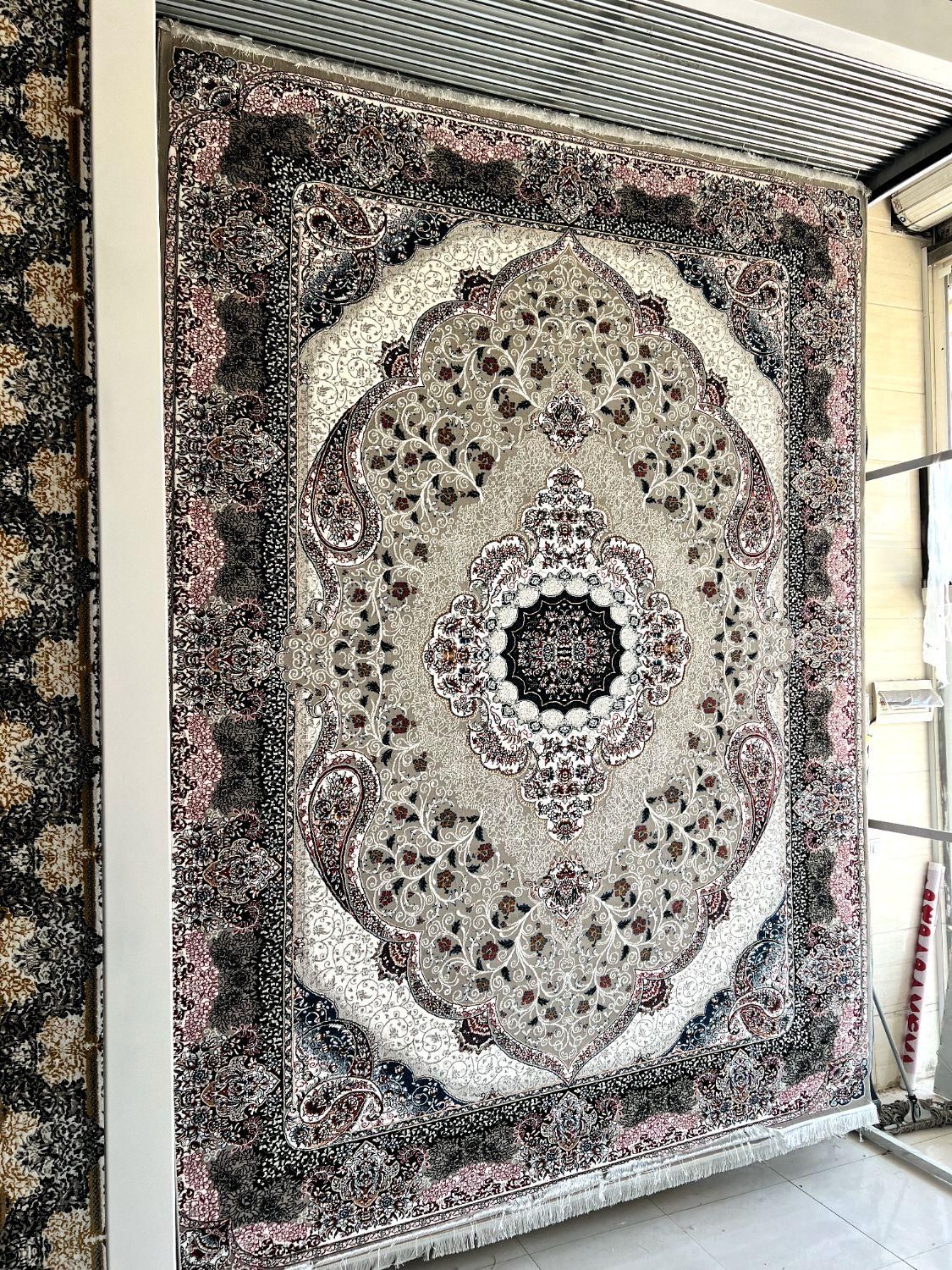 فرش کاشان فردوس در دو رنگ|فرش|شیراز, شهرک فرزانگان|دیوار