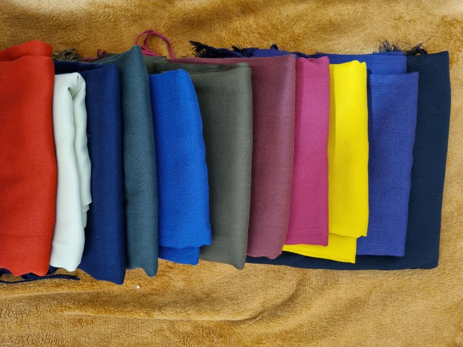 شال ها ی نخی نو|لباس|رشت, منظریه|دیوار