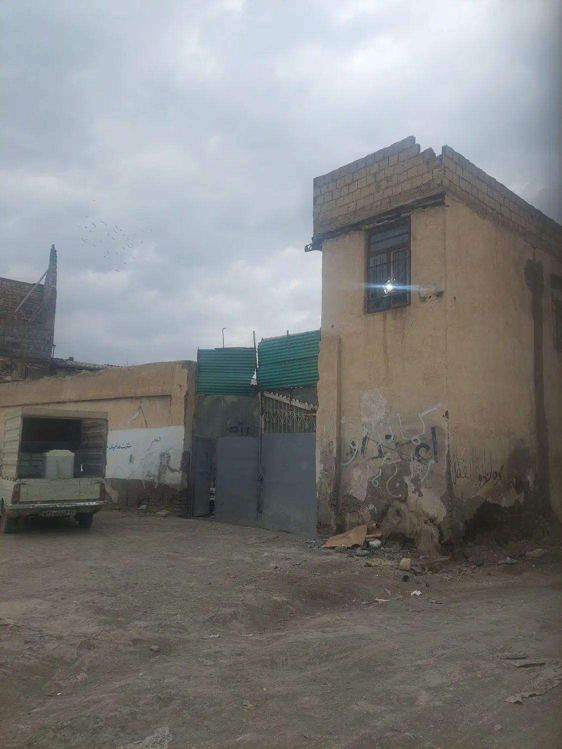 انباری ۳۰۰متری دارای برق ۳۲ تجاری واب|فروش دفتر صنعتی، کشاورزی، تجاری|مشهد, نوده|دیوار