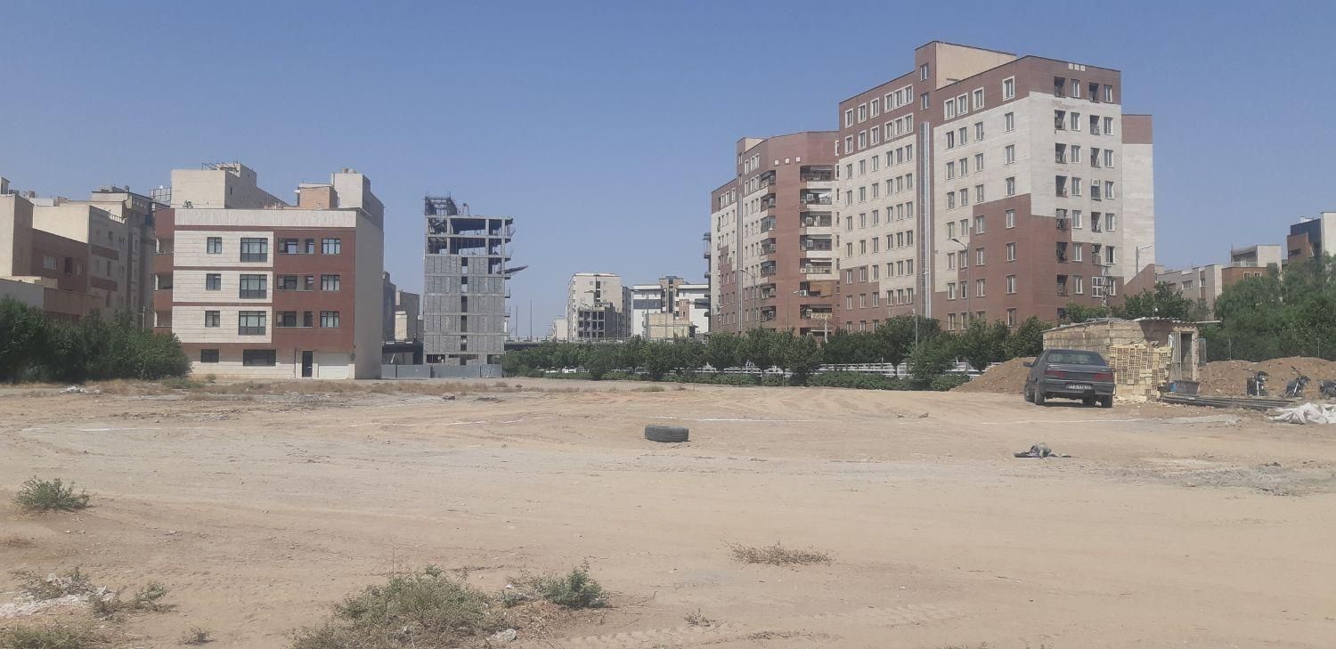۲۲۶مترمحمودنژاد دوکله پروانه8سقف اخذشده همکف تجاری|فروش زمین و ملک کلنگی|قم, میرزائیه|دیوار