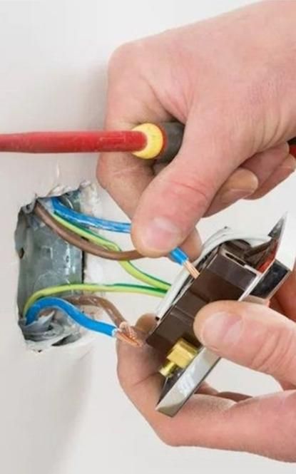 برق کار|خدمات پیشه و مهارت|ایوان, |دیوار