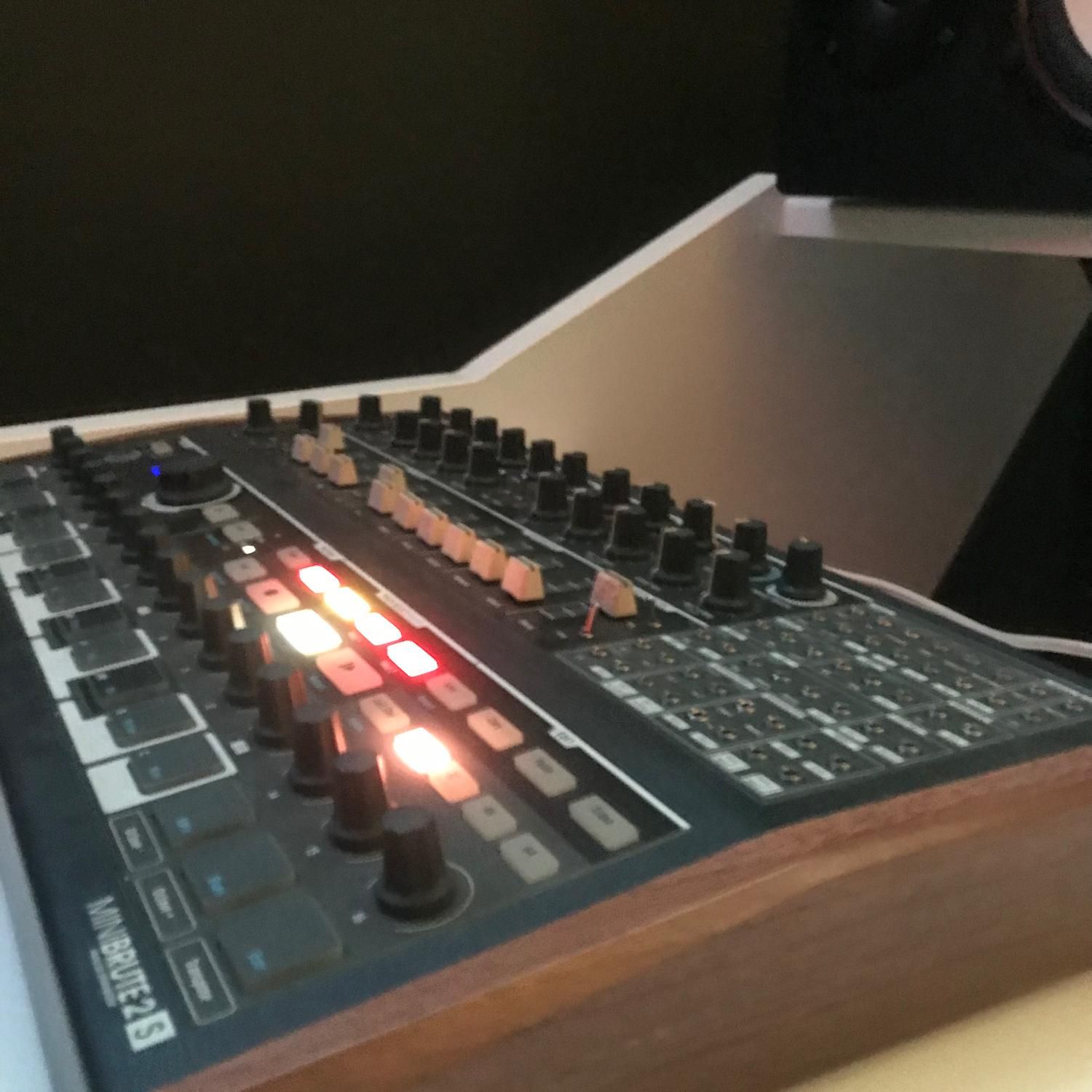 Arturia Minibrute 2s|پیانو، کیبورد، آکاردئون|تهران, شیراز|دیوار