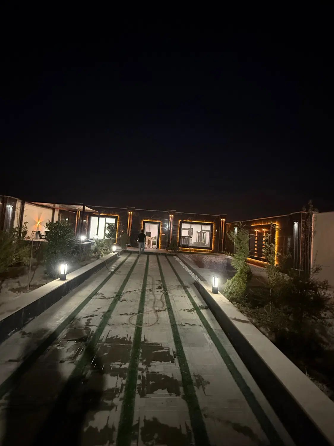 ۴۱۰متر ویلای مدرن/سندتک برگ/۱۱۰متربنا/استخرچهارفصل|فروش خانه و ویلا|شهریار, شهریار|دیوار