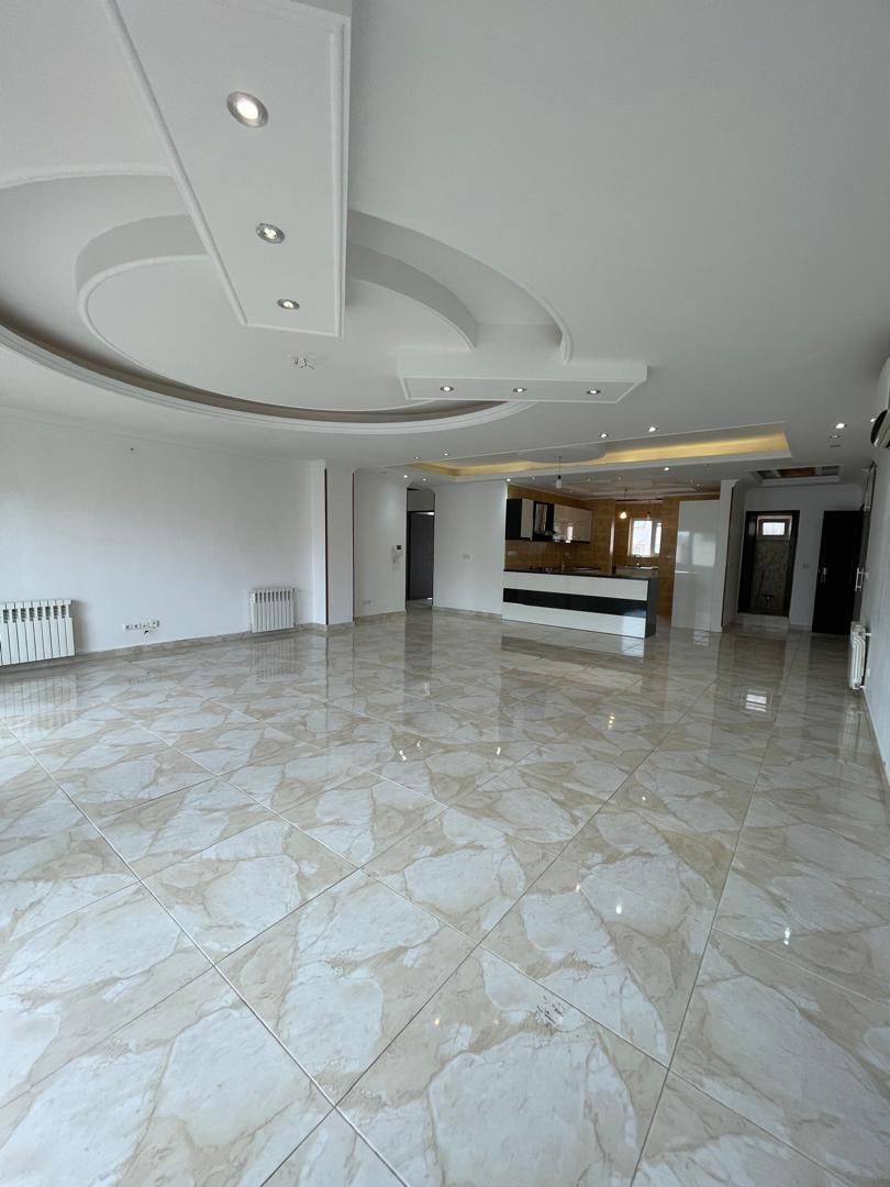 اپارتمان ۲۰۰ متری با لابی و نگهبانی(امینی)|اجارهٔ آپارتمان|نور, |دیوار