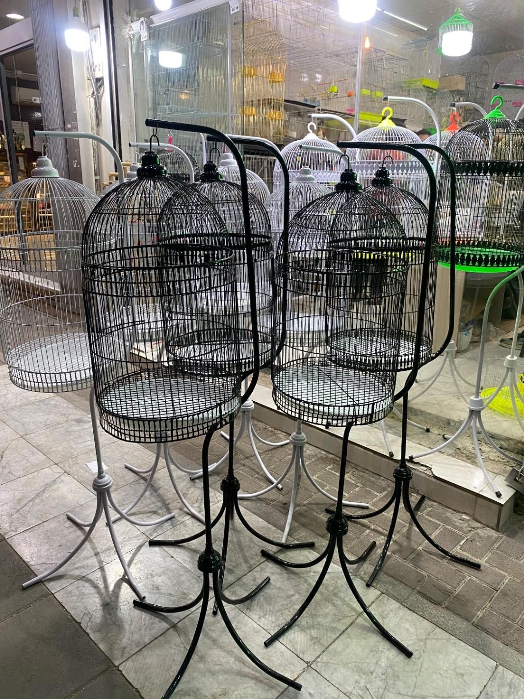 (قفس گرد پایه دار)عروس هلندی کوتوله فنچ مرغ عشق|لوازم جانبی حیوانات|مشهد, امامیه (شهرک غرب)|دیوار