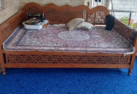 تخت سنتی|مبلمان خانگی و میز عسلی|رشت, پیرکلاچای|دیوار