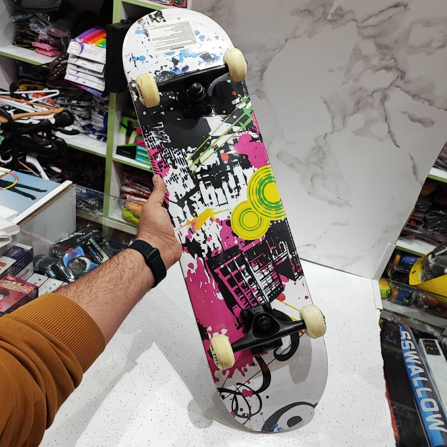 اسکیت برد چوبی ۸ لایه حرفه ای اکشن|دوچرخه، اسکیت، اسکوتر|اسلامشهر, شهرک واوان|دیوار