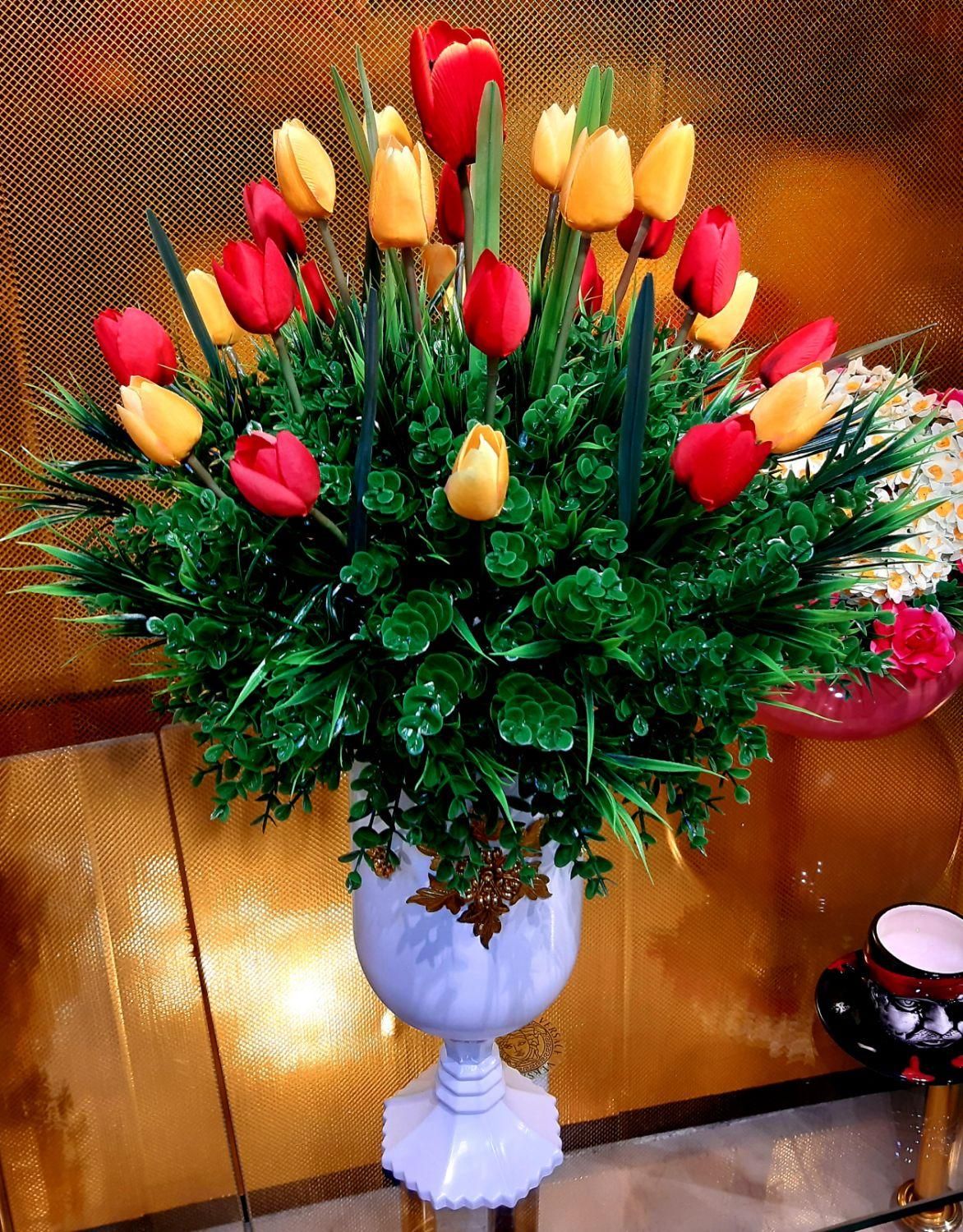 گلدان و گل مصنوعی خارجی|گل مصنوعی|یزد, |دیوار