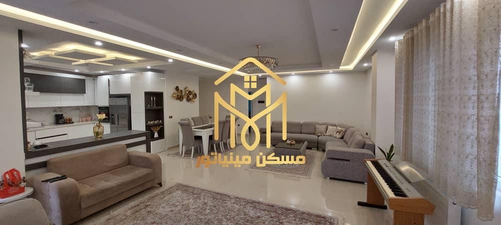 فروش تک واحدی ۱۲۲متری واقع در خیابان ناصرخسرو|فروش آپارتمان|بندر انزلی, سی متری|دیوار