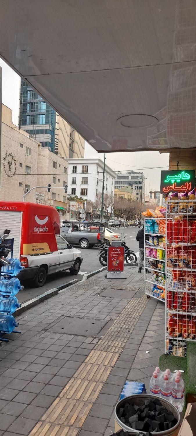 ۵۰۰ و۱۰۰۰ متر مغازه|اجارهٔ مغازه و غرفه|تهران, جردن|دیوار