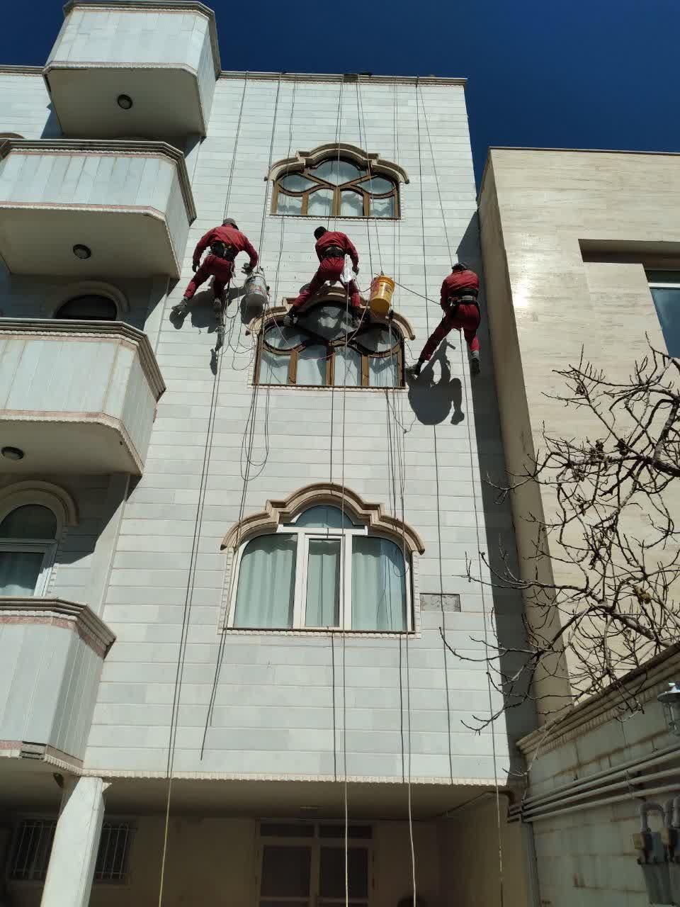 شستشوی نما ،پیچ و رولپلاک نما.راپل ،طناب ، داربست|خدمات پیشه و مهارت|مشهد, آبکوه|دیوار