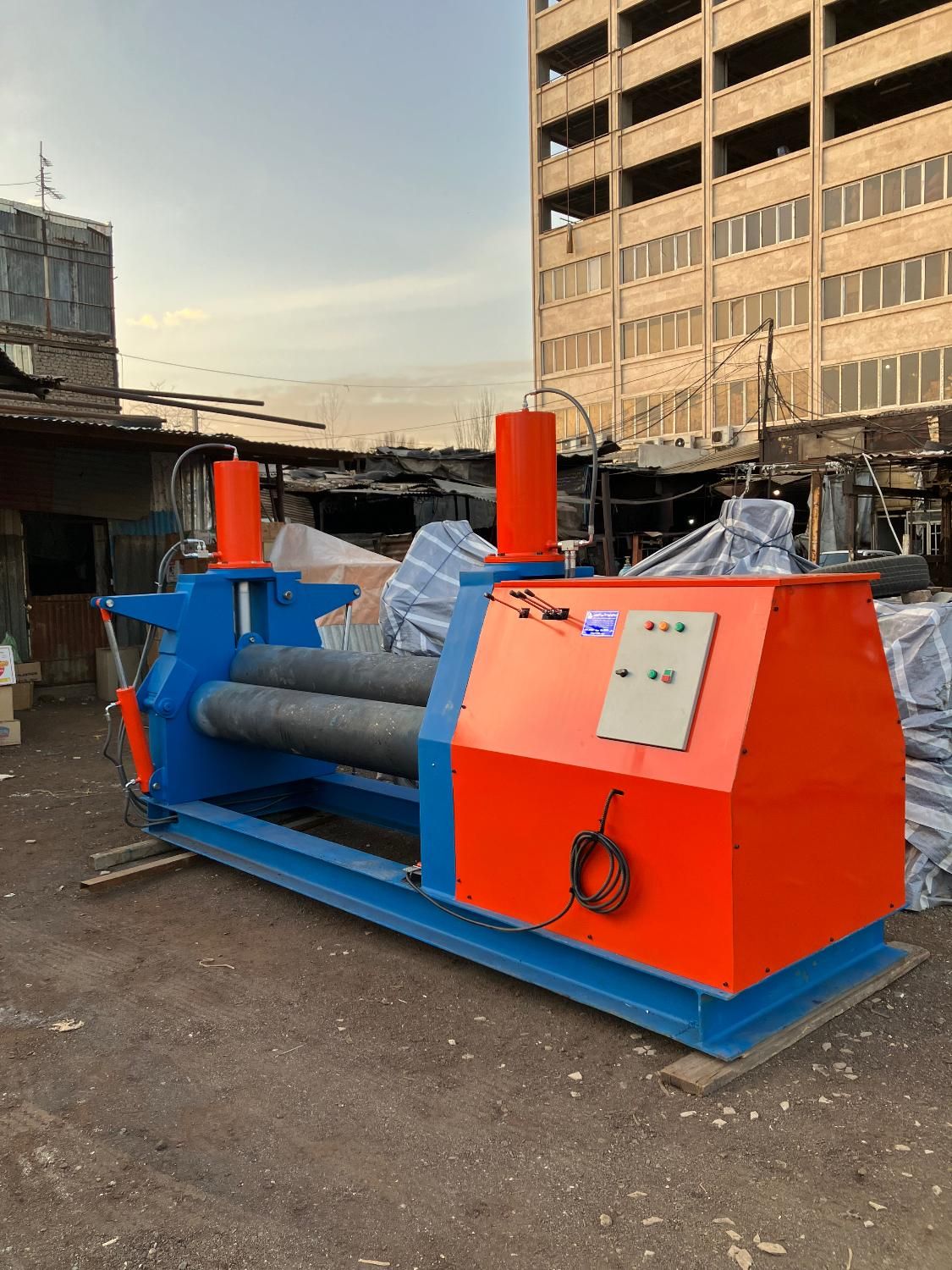 نورد،دستگاه نورد ورق ۱۵ میل اماده حمل|ماشینآلات صنعتی|تهران, خزانه|دیوار