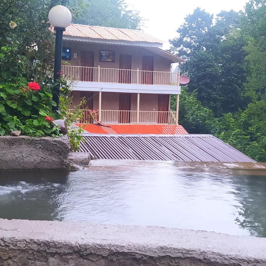 اقامتگاه بومگردی رودخانه کوهستان|اجارهٔ کوتاه‌مدت ویلا و باغ|توتکابن, |دیوار