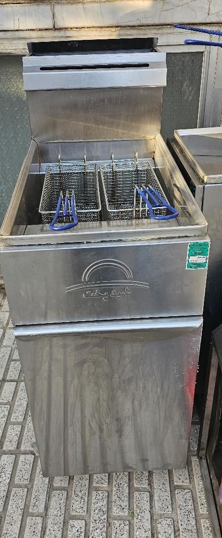 سرخ کن دوسبده|کافی‌شاپ و رستوران|اراک, |دیوار