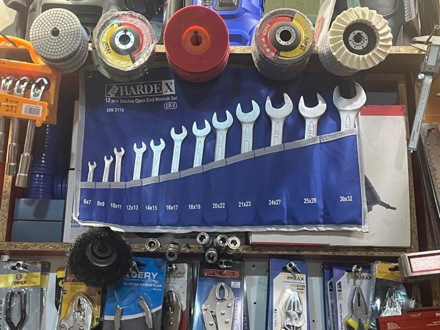 آچار دوسر تخت هاردکس|ابزارآلات|رشت, کوی عرفان|دیوار