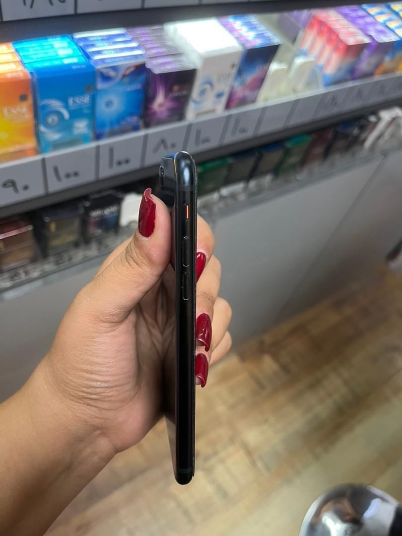 Iphon se 2022|موبایل|اصفهان, وحید|دیوار