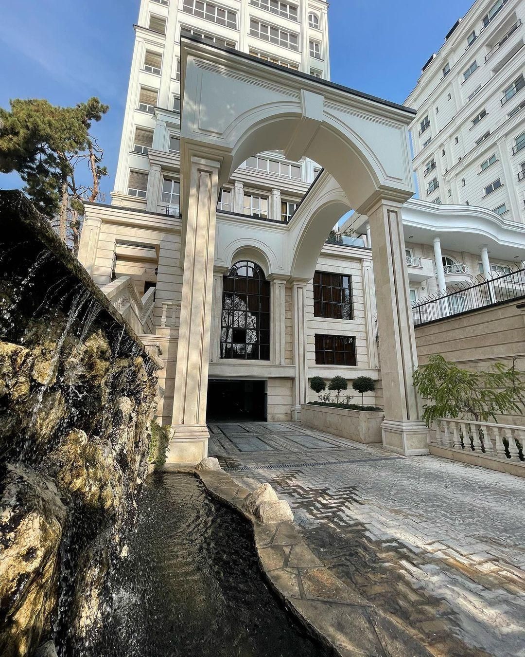 زمین مسکونی 240متری درب ساختمان ارتش قدیم فاز2|فروش زمین و ملک کلنگی|صدرا-فارس, |دیوار