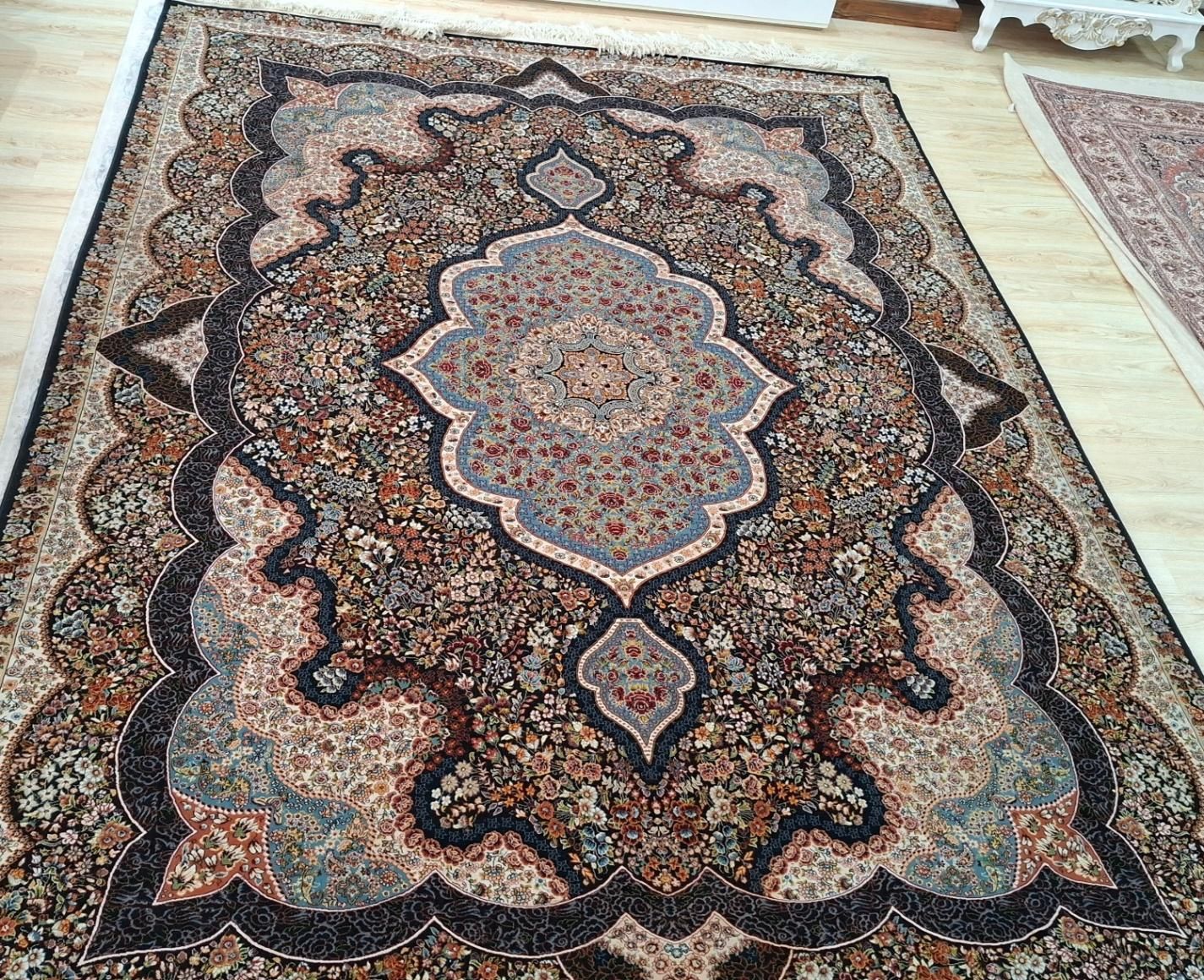 فرش۹متری|فرش|لاهیجان, گلستان|دیوار