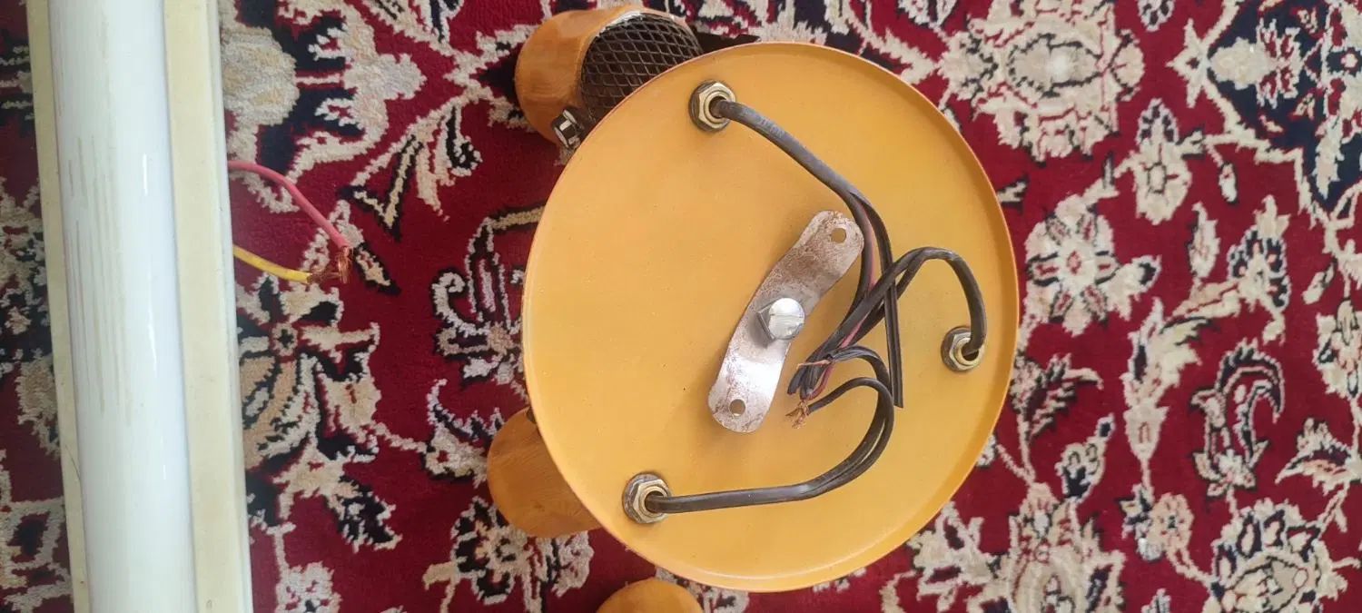 لوسترسه‌شاخ‌فلزی‌درحداکبندومهتابی‌سالم‌کامل|لوستر و چراغ آویز|کرمانشاه, |دیوار