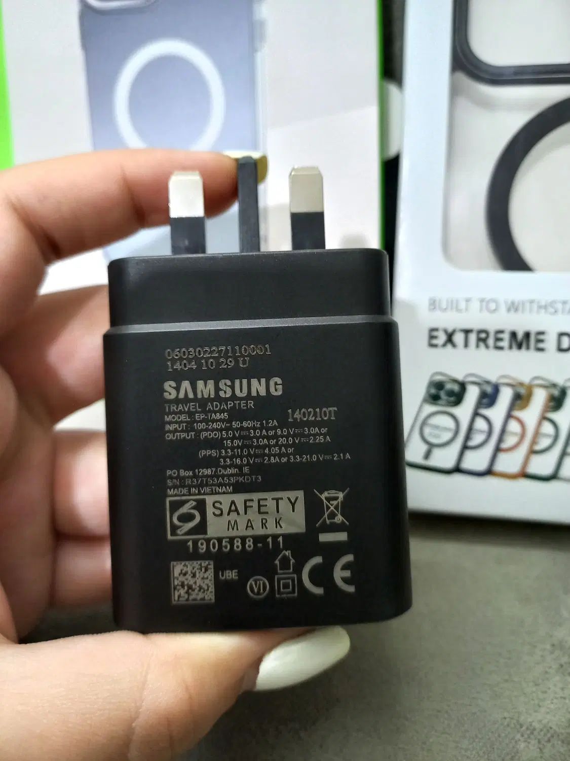 گارد S25 Ultra '' آداپتور 45v اصلی|لوازم جانبی موبایل و تبلت|مشهد, شهرک امام هادی (شهرک غرب)|دیوار