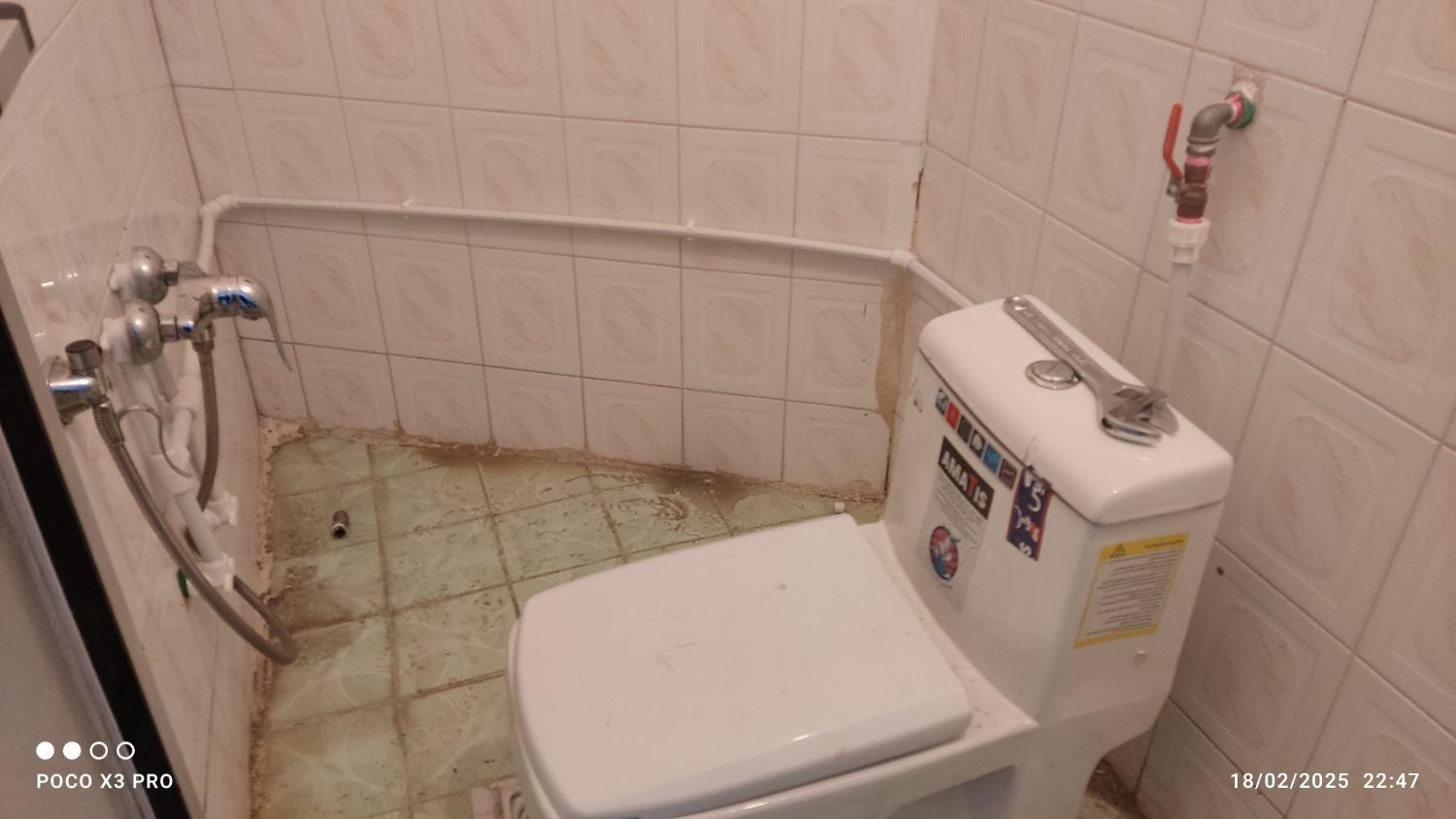 لوله کشی ساختمان نصب تعمیر شیرآلات پرده آبگرمکن|خدمات پیشه و مهارت|سلماس, |دیوار