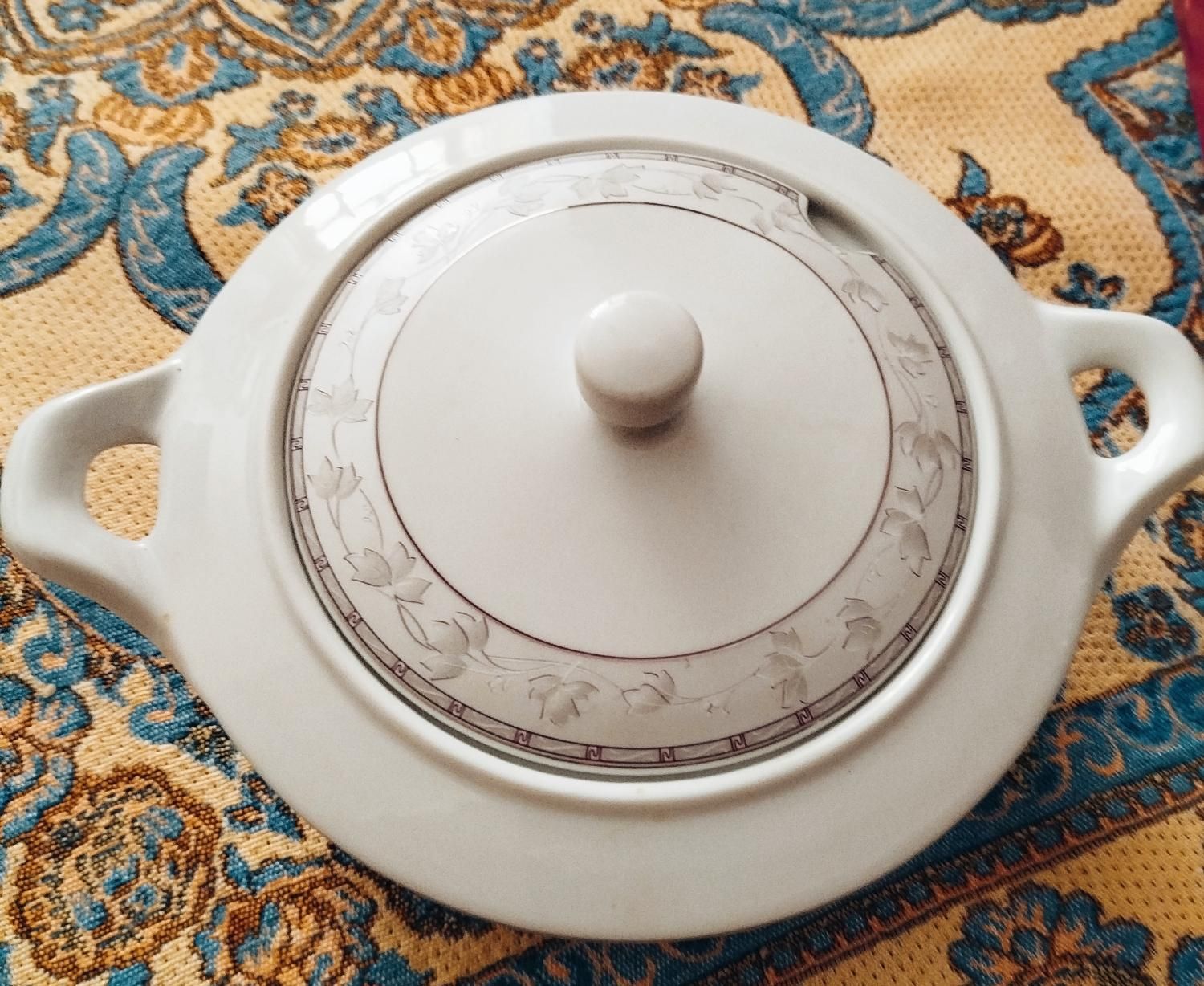 سوپ خوری چینی زرین|ظروف سرو و پذیرایی|شهرکرد, |دیوار