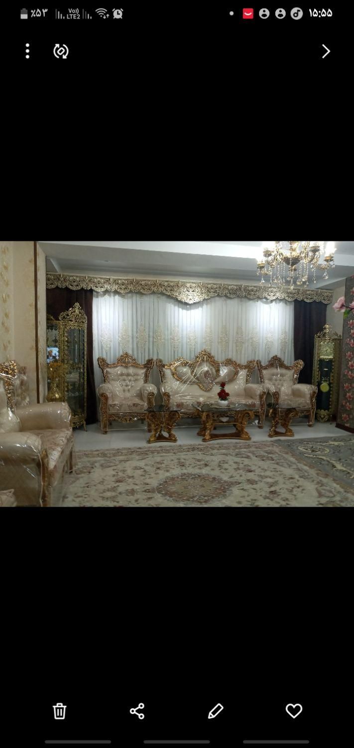 مبلمان سلطنتی درحدنوزیباسالم وتمیز|مبلمان خانگی و میز عسلی|اندیشه, اندیشه فاز ۴|دیوار