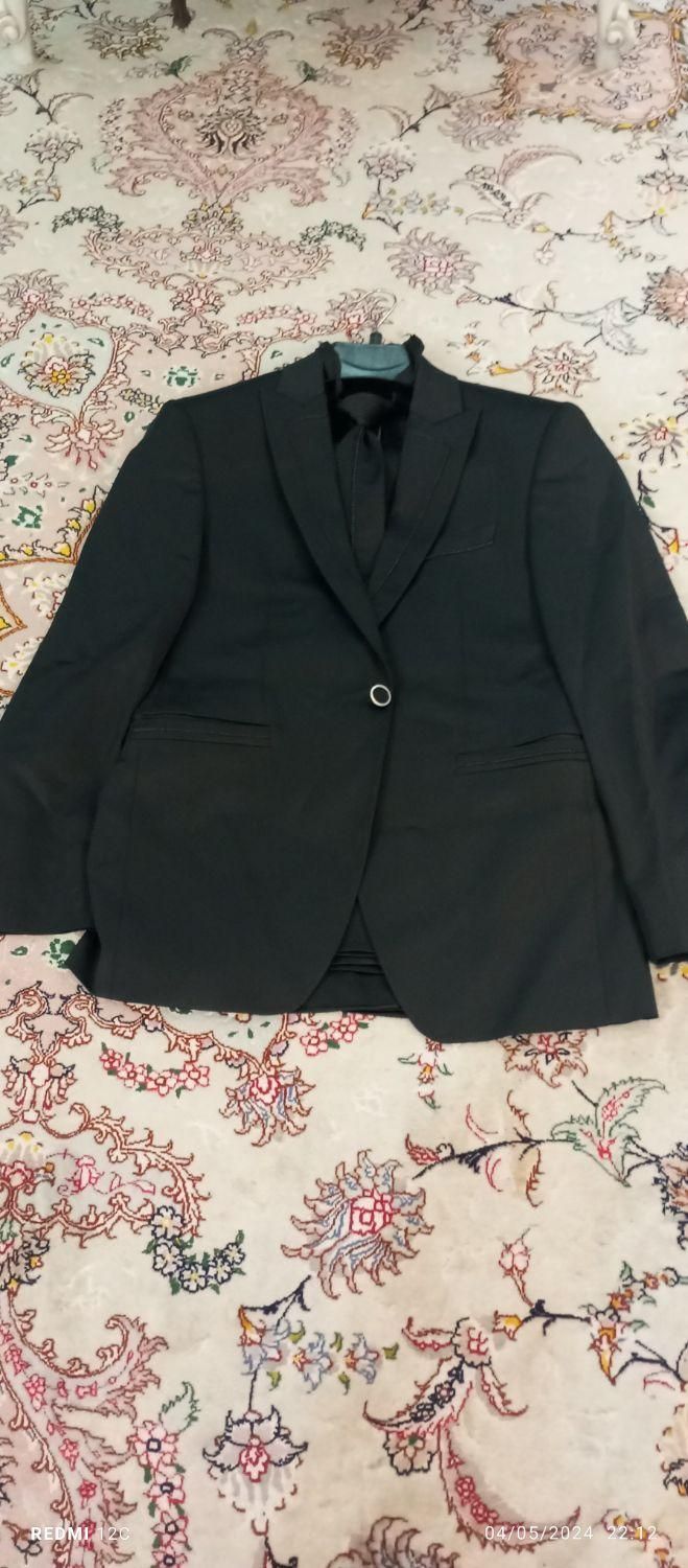 کت و شلوار به همراه کروات|لباس|تهران, حسینآباد|دیوار