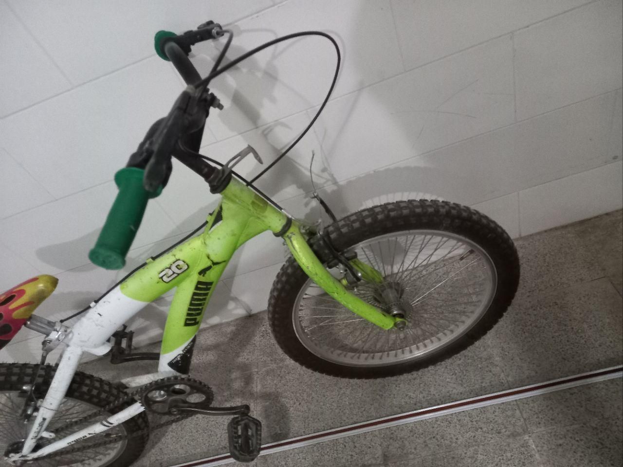 دوچرخه سایز ۲۰ و ۱۲|دوچرخه، اسکیت، اسکوتر|اصفهان, شهرک ولیعصر|دیوار